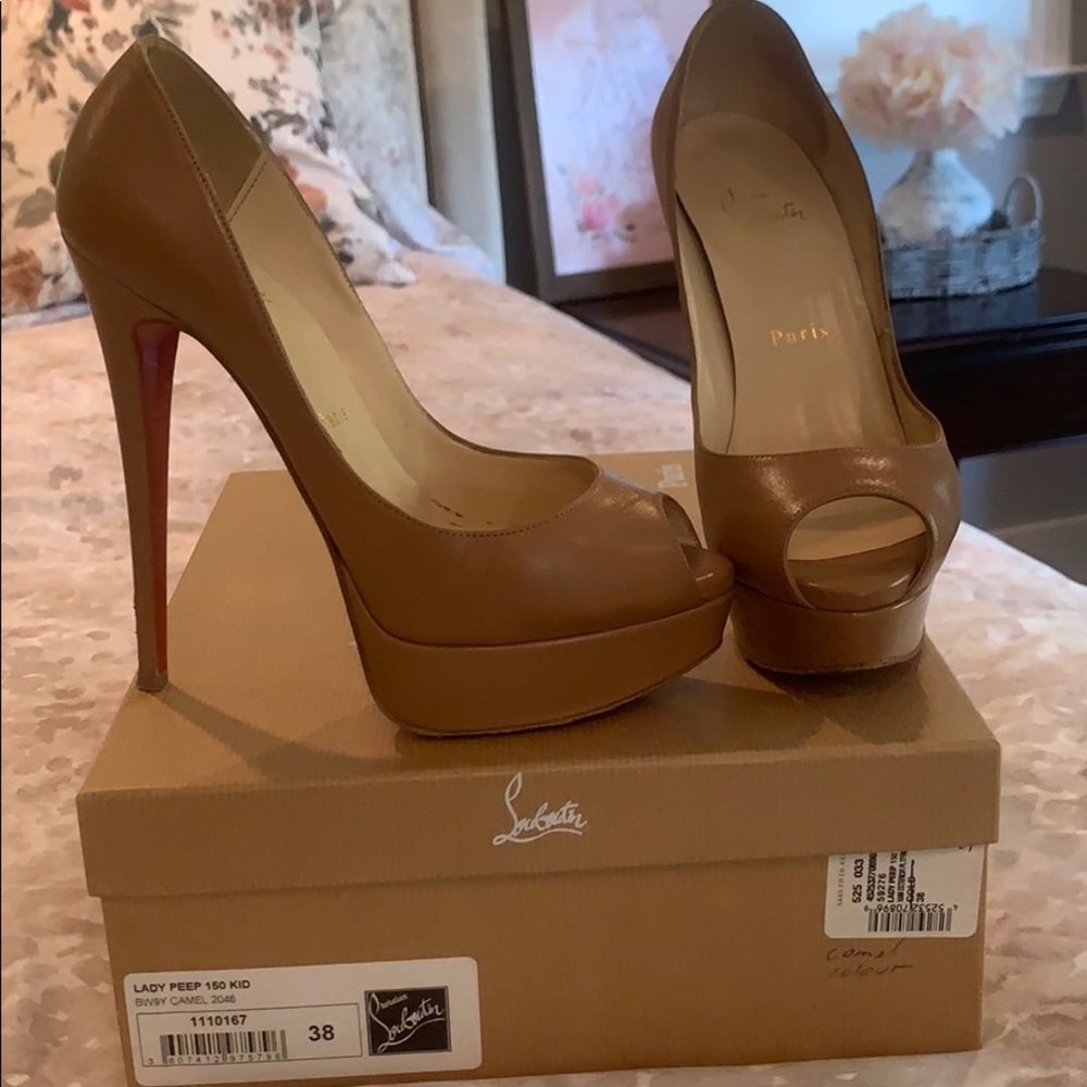 ******SOLD******Lady peep 150kid Christian Louboutin size38
